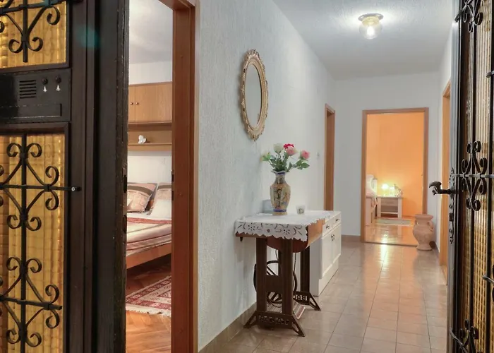 Apartment Lea